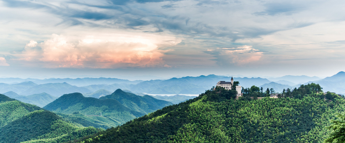 莫干山国家级风景名胜区与田美树心草坪团建实况全景