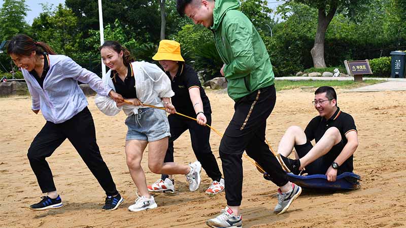沙滩趣味团队对抗